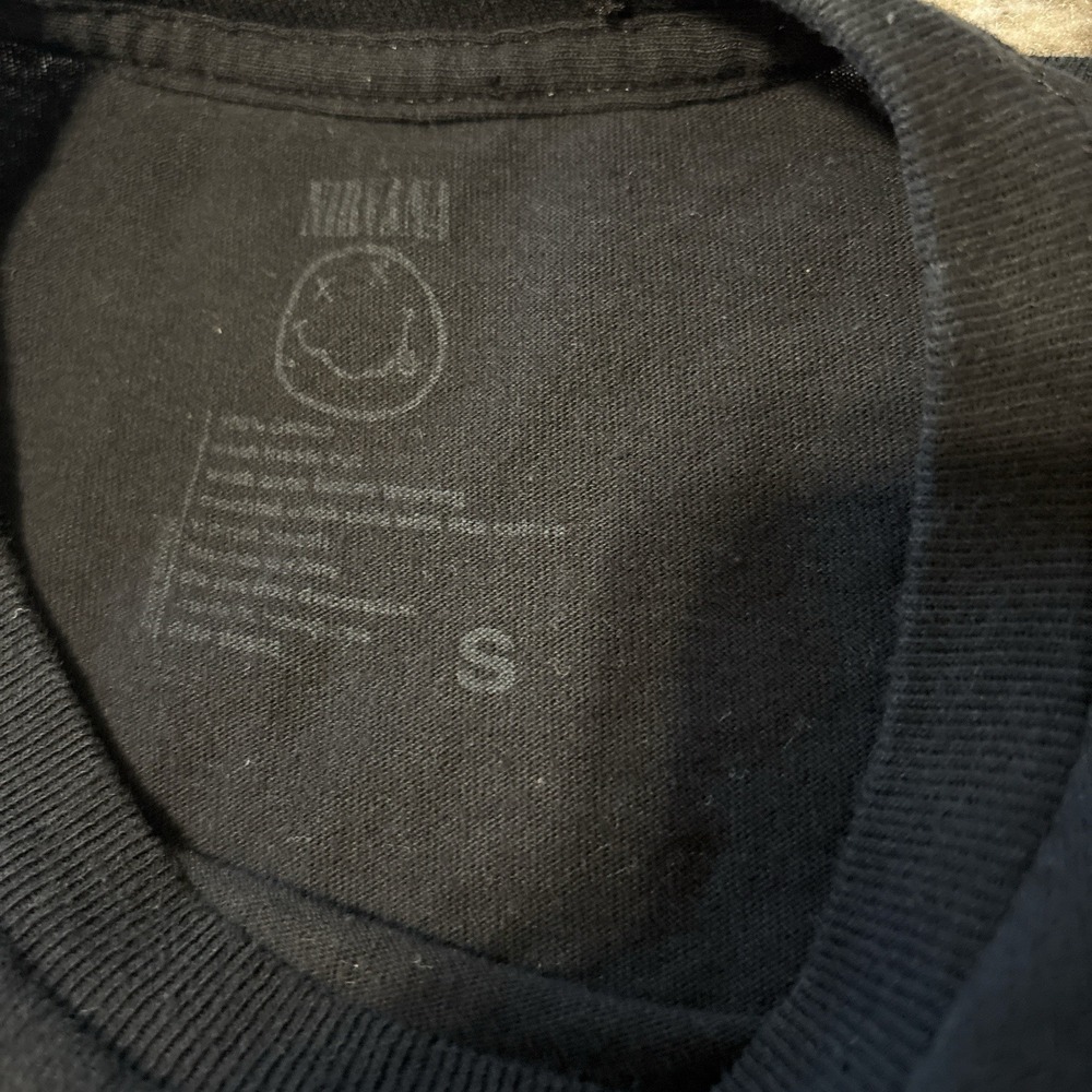 Nirvana Smiley Face Come As You Are Graphic T Shirt Black Size Small - Picture 3 of 3